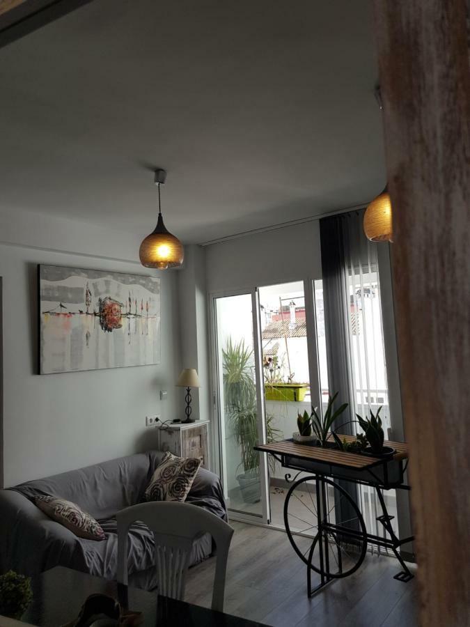 Lolita'S House Torre Del Oro Apartment เซบีญา ภายนอก รูปภาพ